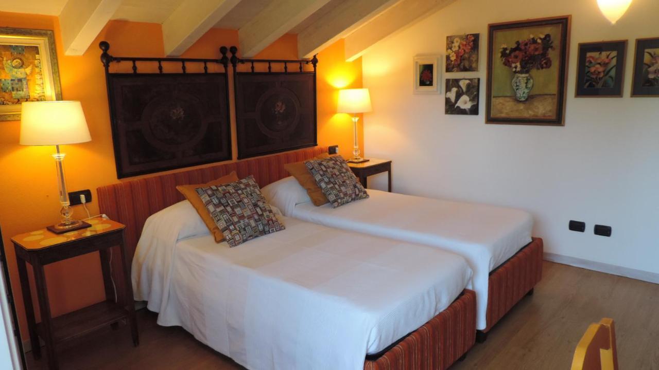 La Collina Since 2008 No Smoking B&B 瓦雷泽 外观 照片