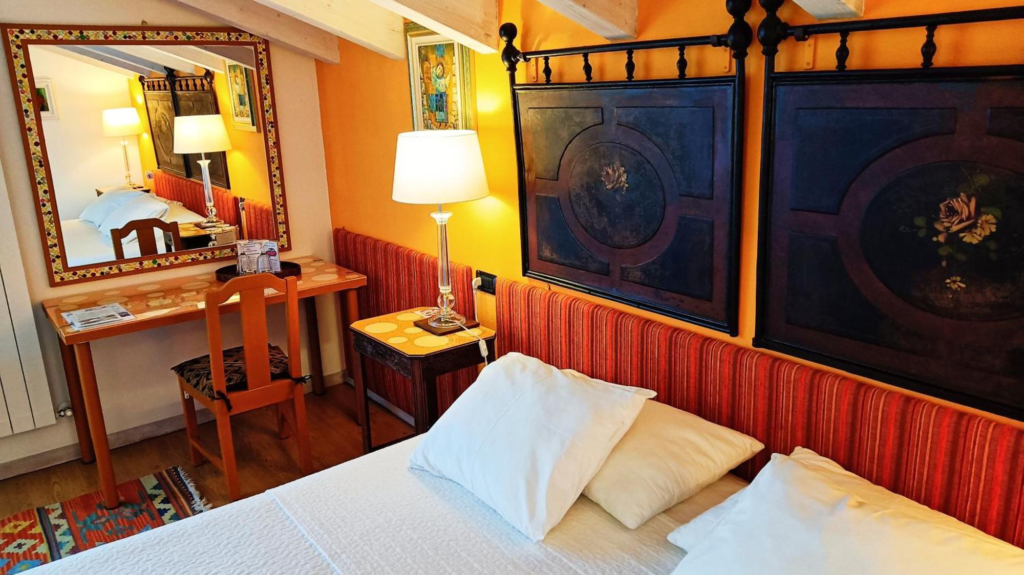 La Collina Since 2008 No Smoking B&B 瓦雷泽 外观 照片